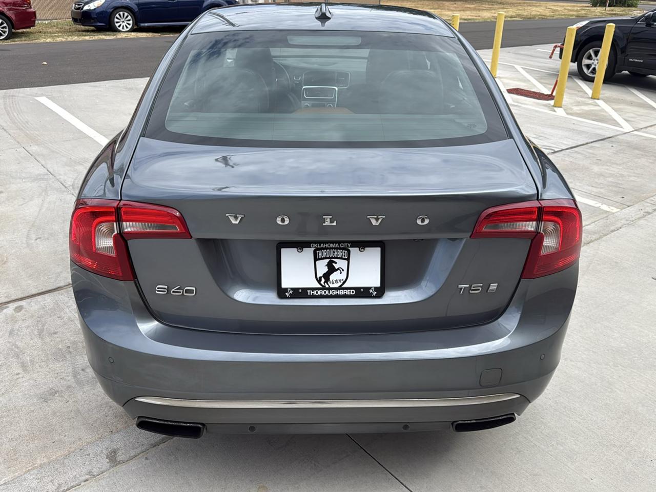 Volvo S60 T5 FWD Inscription Platinum 2017