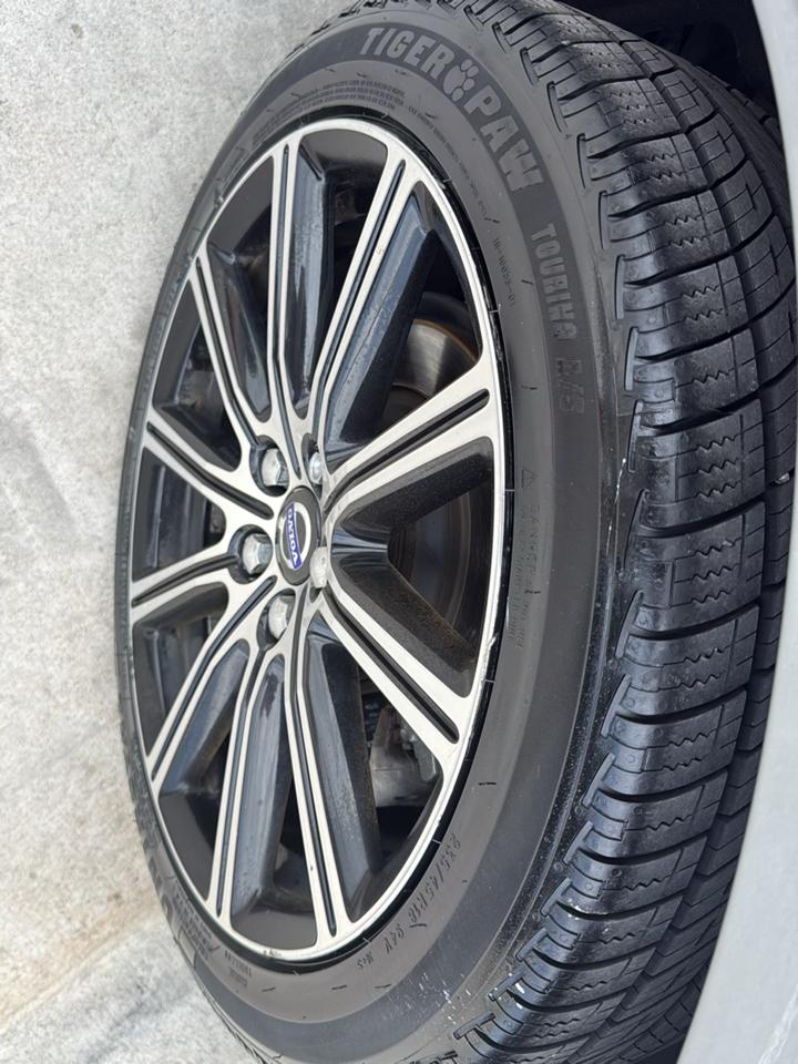Volvo S60 T5 FWD Inscription Platinum 2017