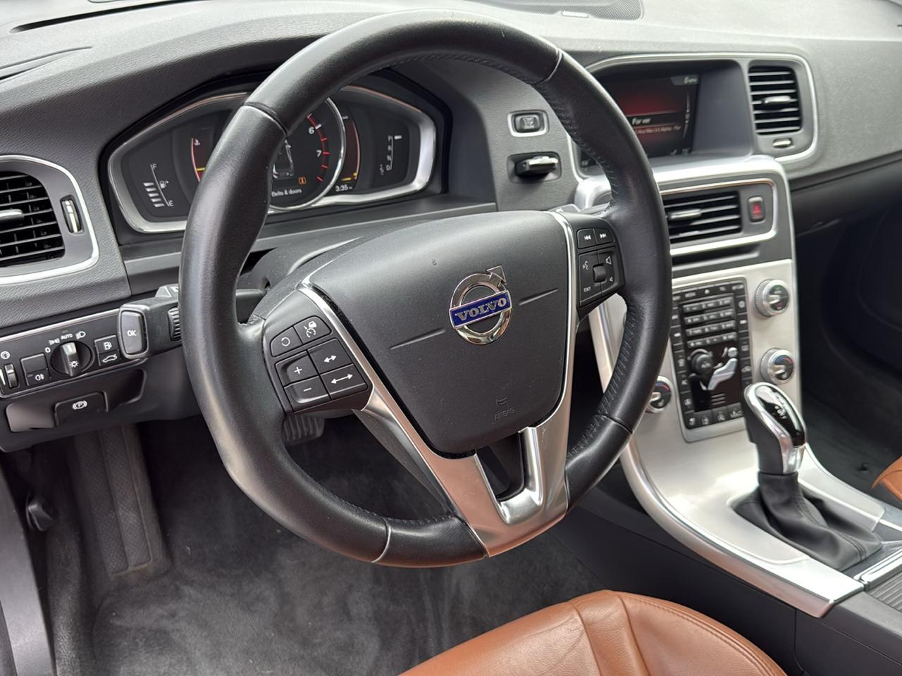 Volvo S60 T5 FWD Inscription Platinum 2017