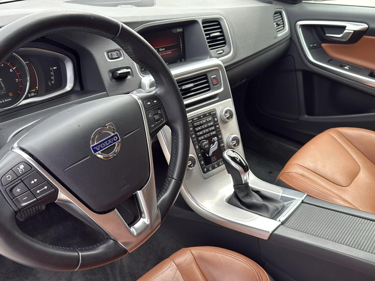 Volvo S60 T5 FWD Inscription Platinum 2017