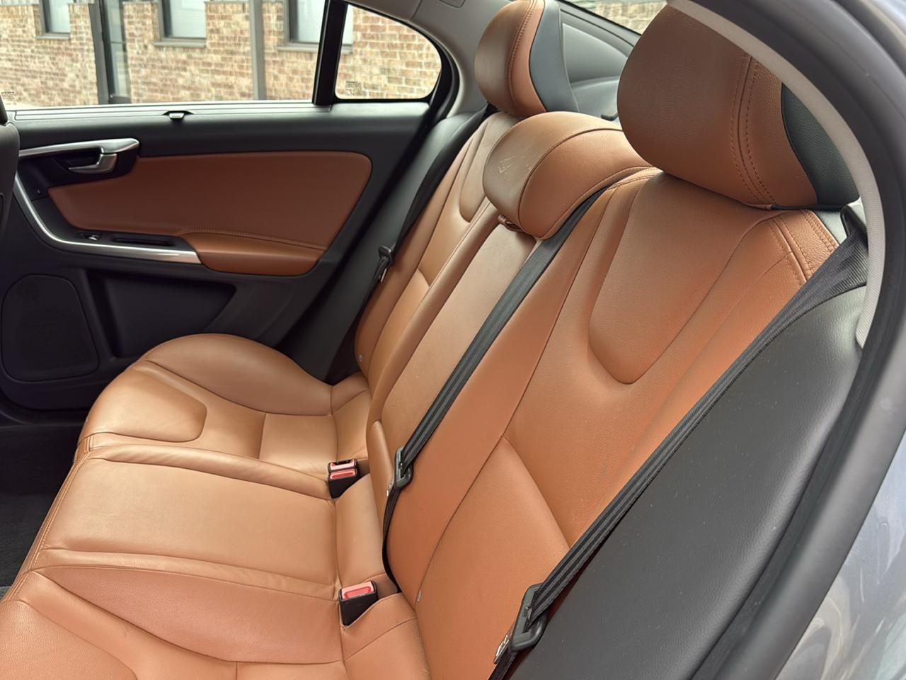 Volvo S60 T5 FWD Inscription Platinum 2017