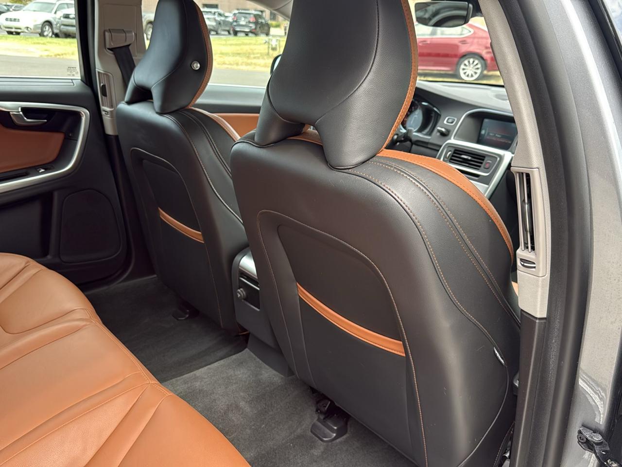 Volvo S60 T5 FWD Inscription Platinum 2017