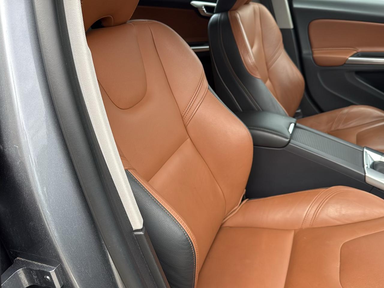 Volvo S60 T5 FWD Inscription Platinum 2017