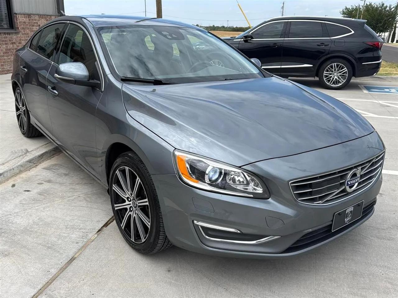 Volvo S60 T5 FWD Inscription Platinum 2017