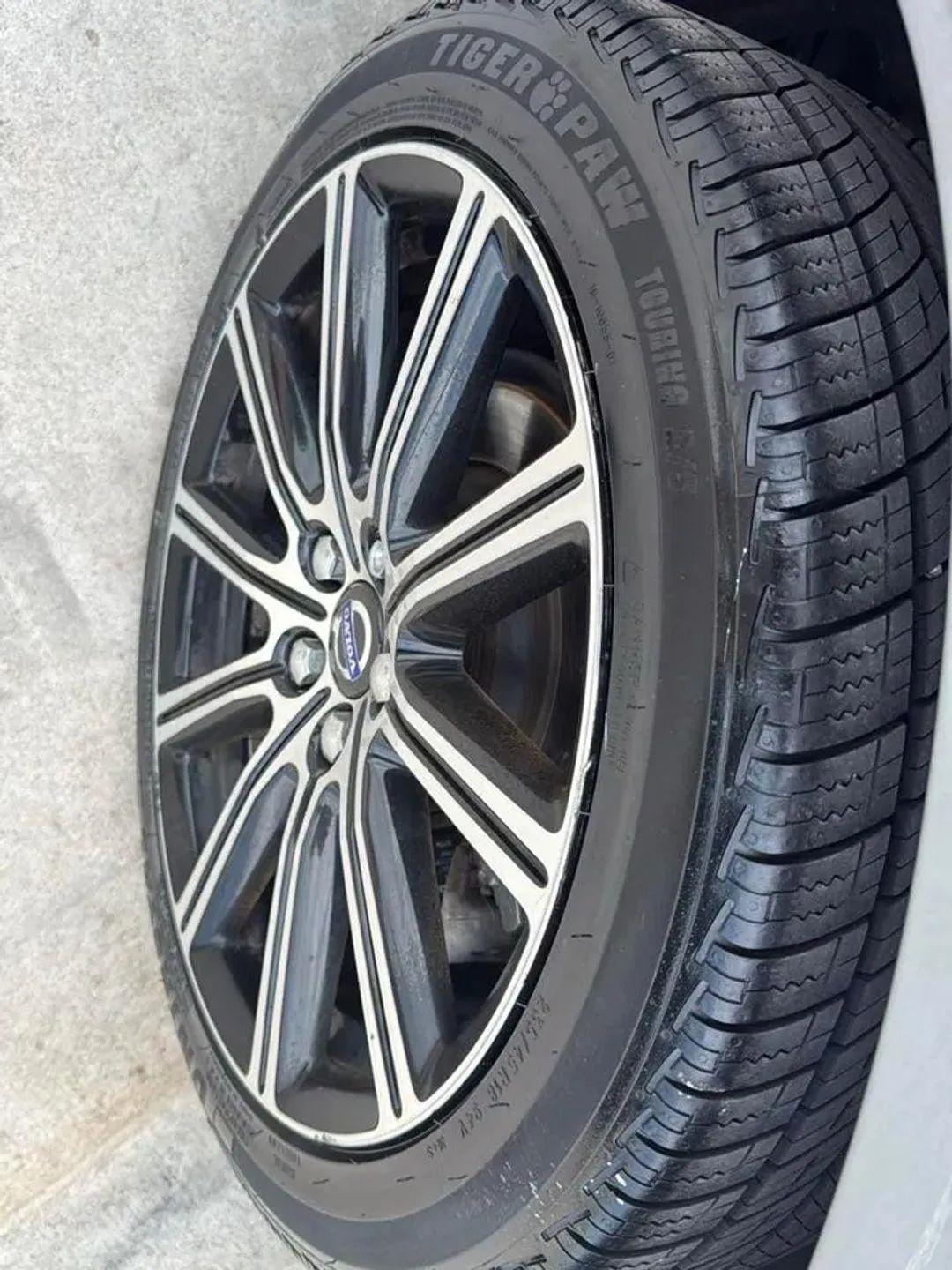 Volvo S60 T5 FWD Inscription Platinum 2017