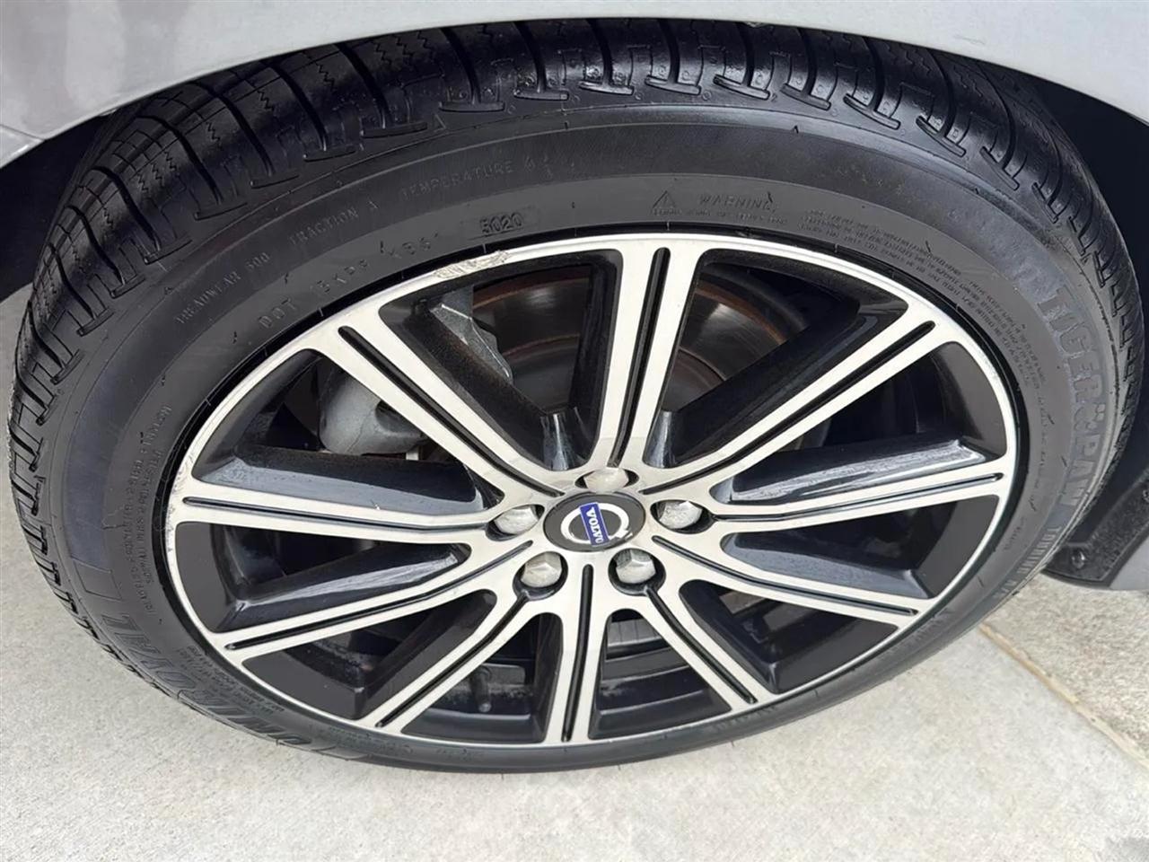 Volvo S60 T5 FWD Inscription Platinum 2017