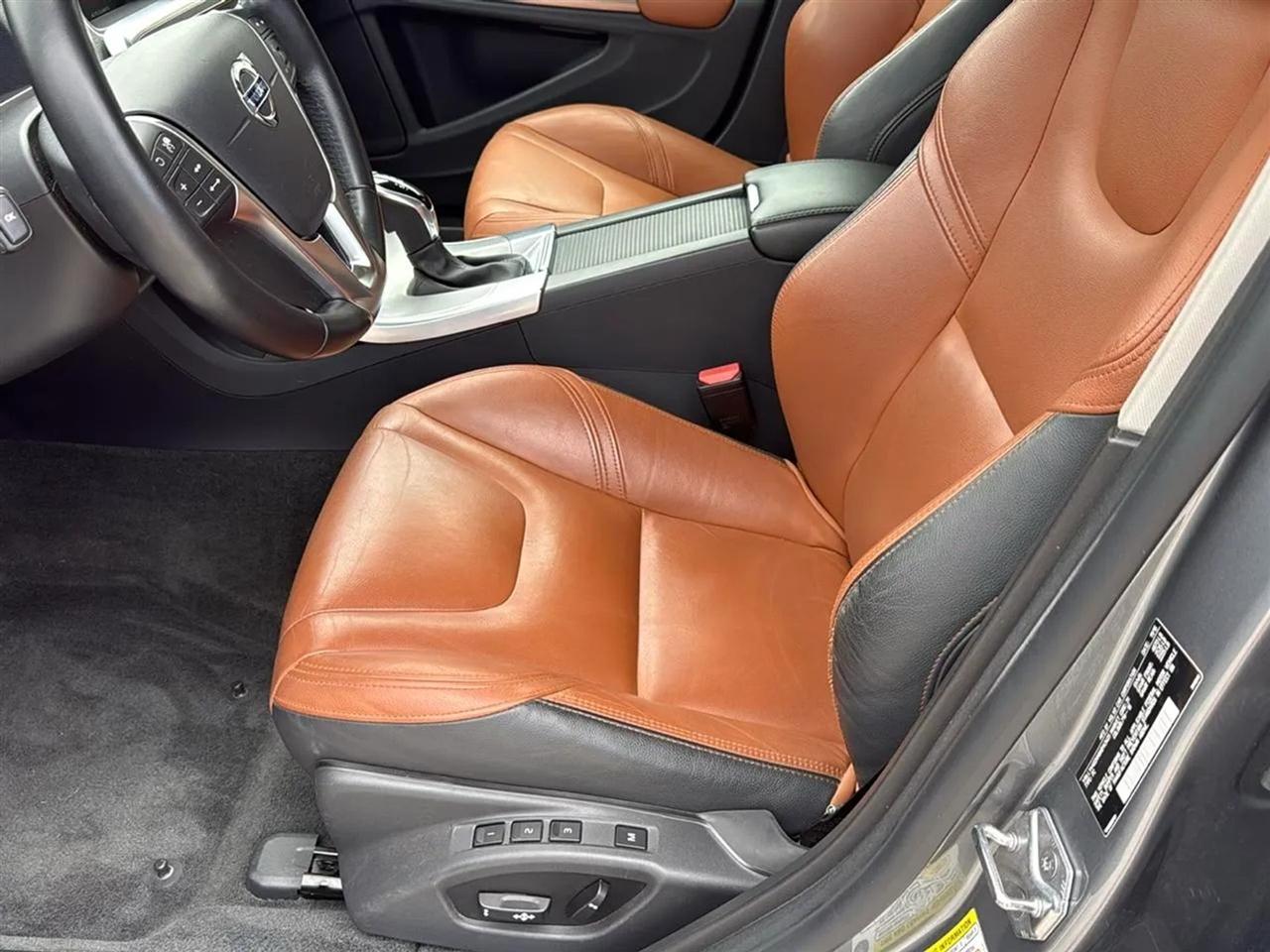 Volvo S60 T5 FWD Inscription Platinum 2017