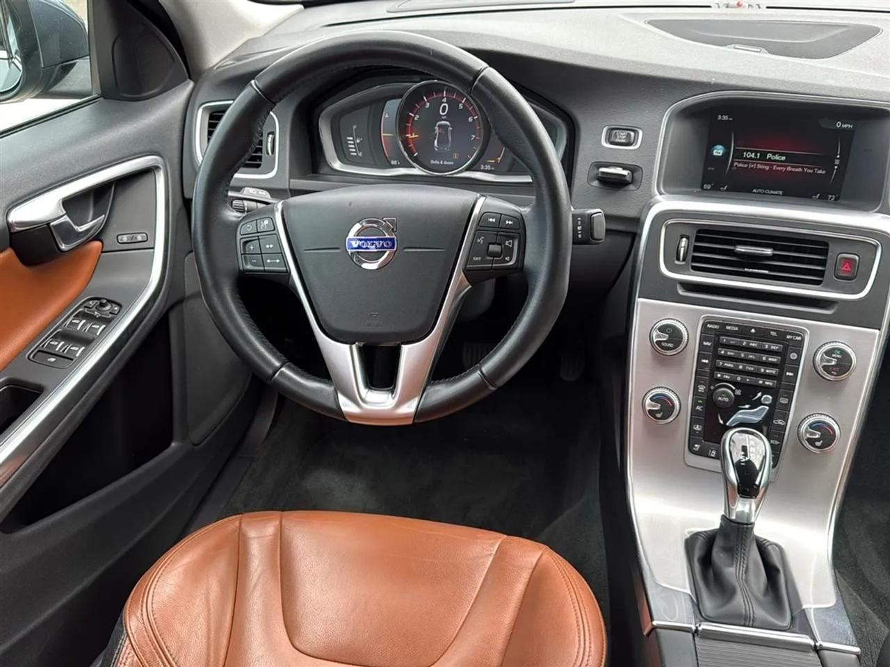 Volvo S60 T5 FWD Inscription Platinum 2017