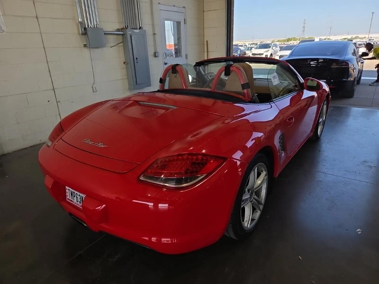 Porsche Boxster 2dr Roadster 2011