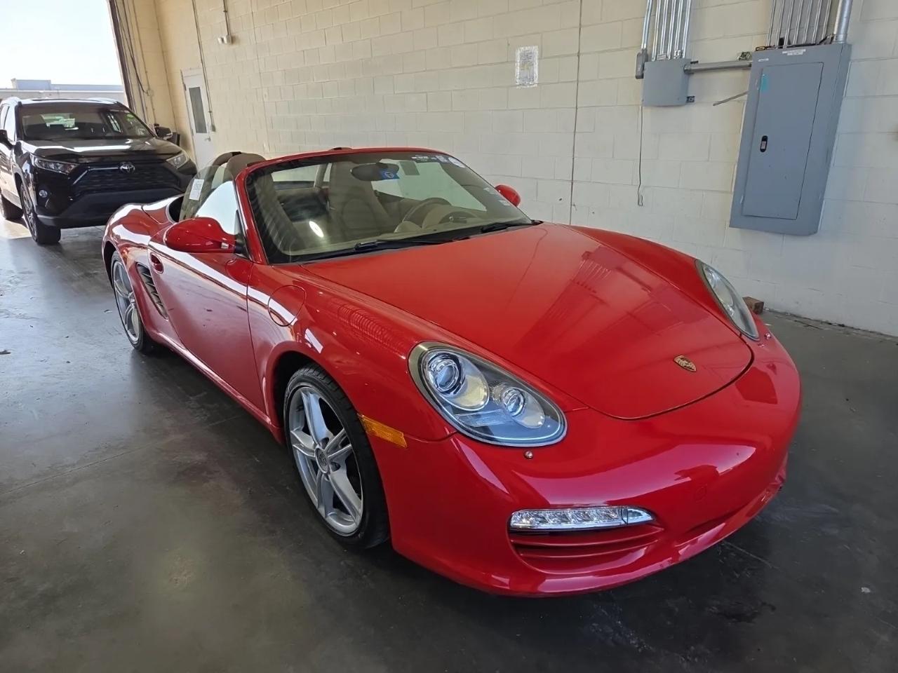 Porsche Boxster 2dr Roadster 2011