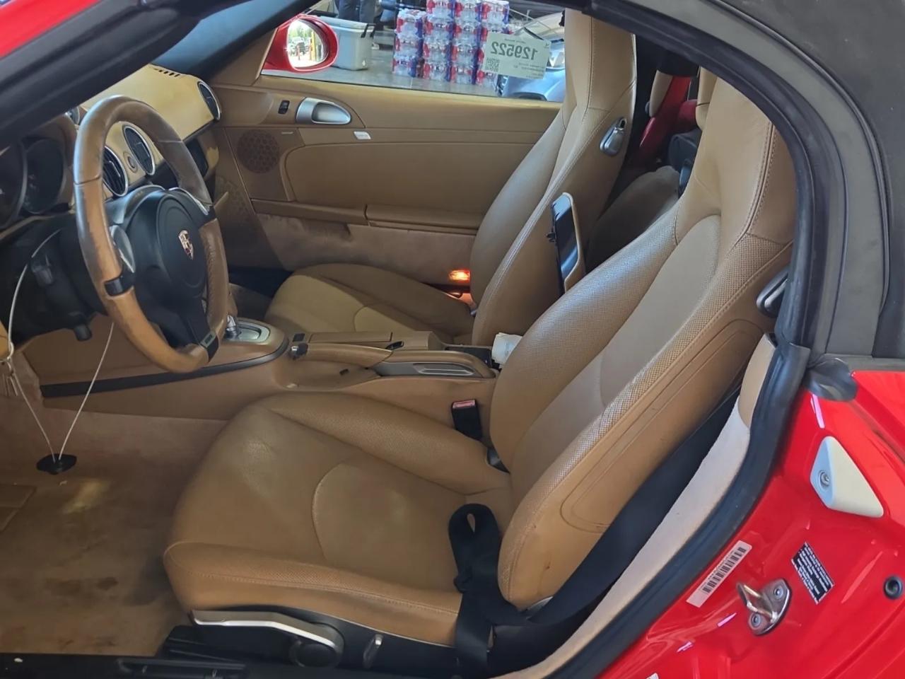 Porsche Boxster 2dr Roadster 2011