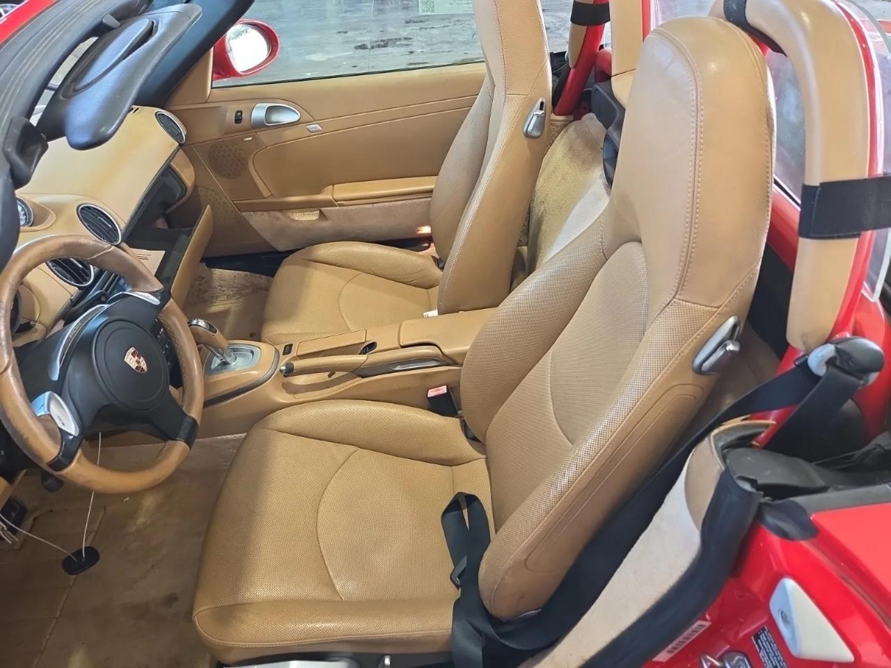 Porsche Boxster 2dr Roadster 2011
