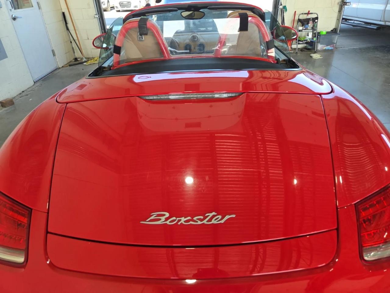 Porsche Boxster 2dr Roadster 2011
