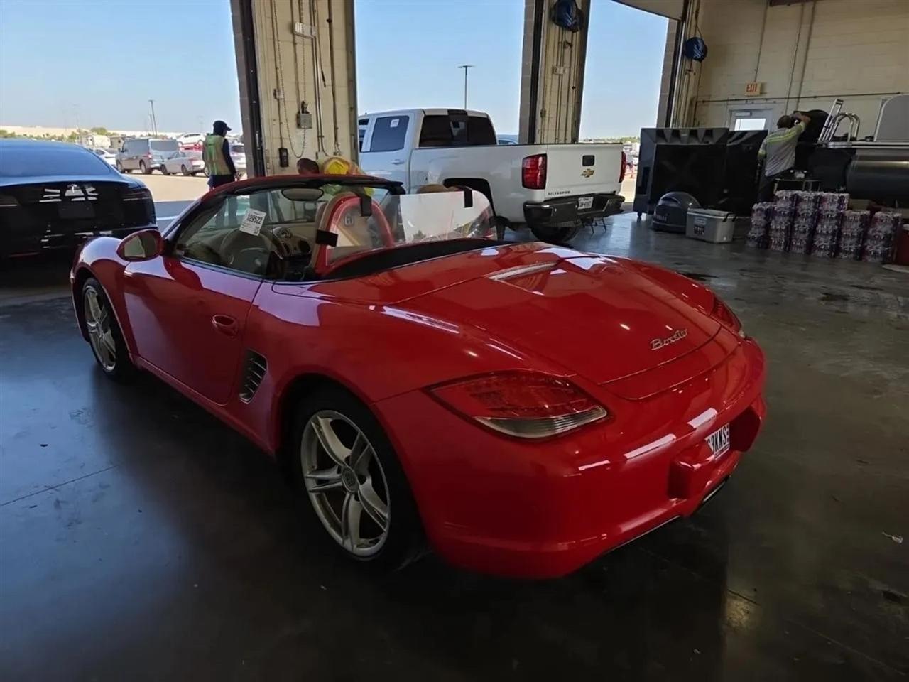 Porsche Boxster 2dr Roadster 2011