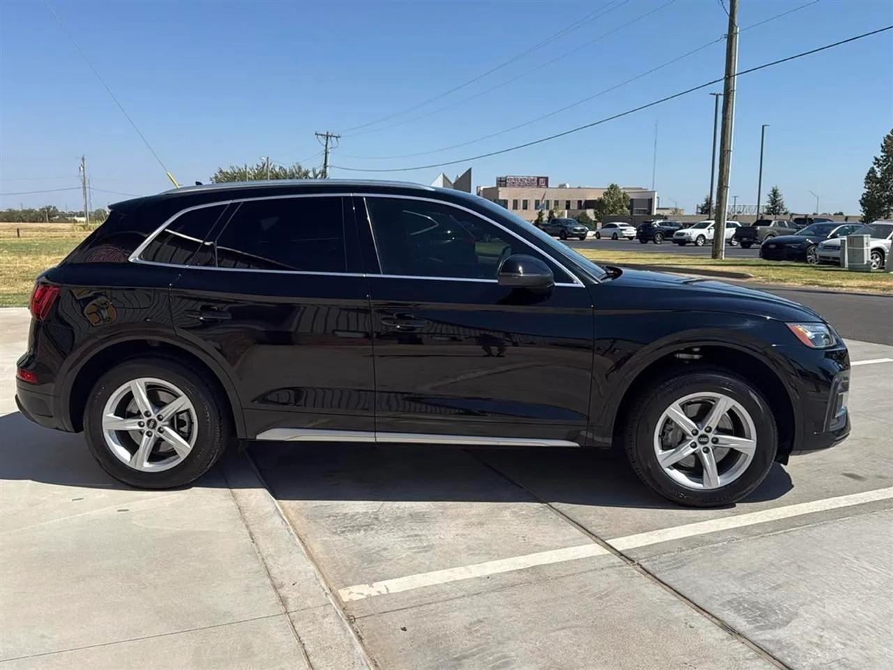 Audi Q5 Premium 45 TFSI quattro 2021