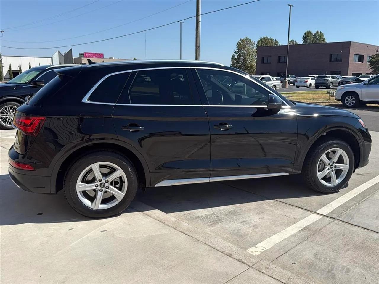 Audi Q5 Premium 45 TFSI quattro 2021