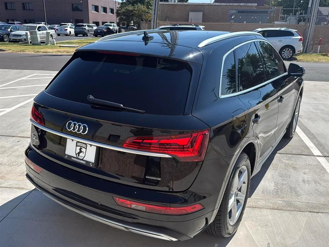 Audi Q5 Premium 45 TFSI quattro 2021