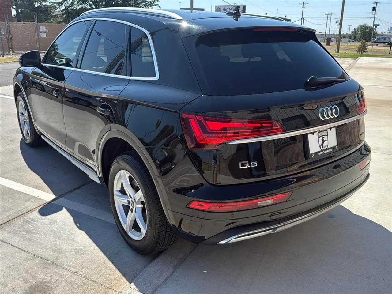 Audi Q5 Premium 45 TFSI quattro 2021