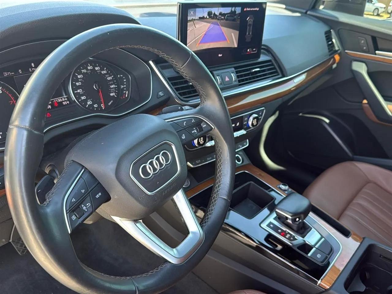 Audi Q5 Premium 45 TFSI quattro 2021