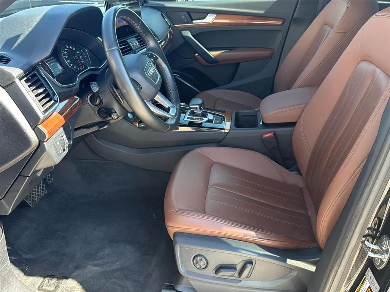 Audi Q5 Premium 45 TFSI quattro 2021