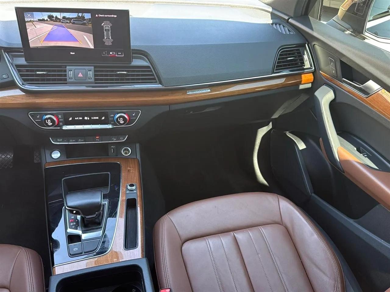 Audi Q5 Premium 45 TFSI quattro 2021