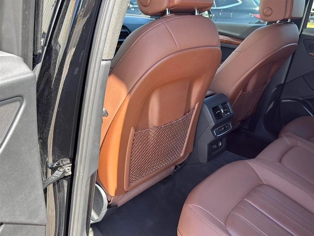 Audi Q5 Premium 45 TFSI quattro 2021