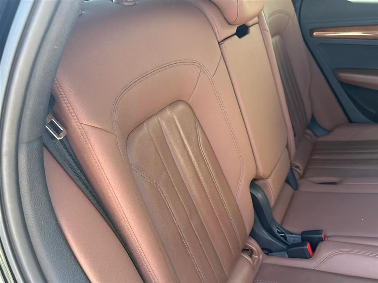 Audi Q5 Premium 45 TFSI quattro 2021