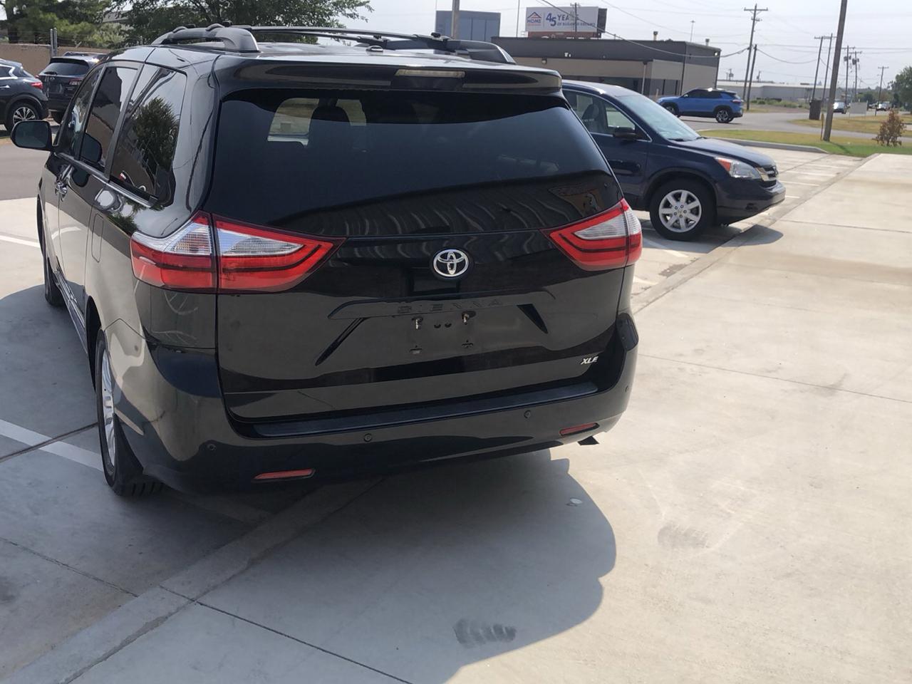 Toyota Sienna 5dr 8-Pass Van XLE Premium FWD (Natl) 2015