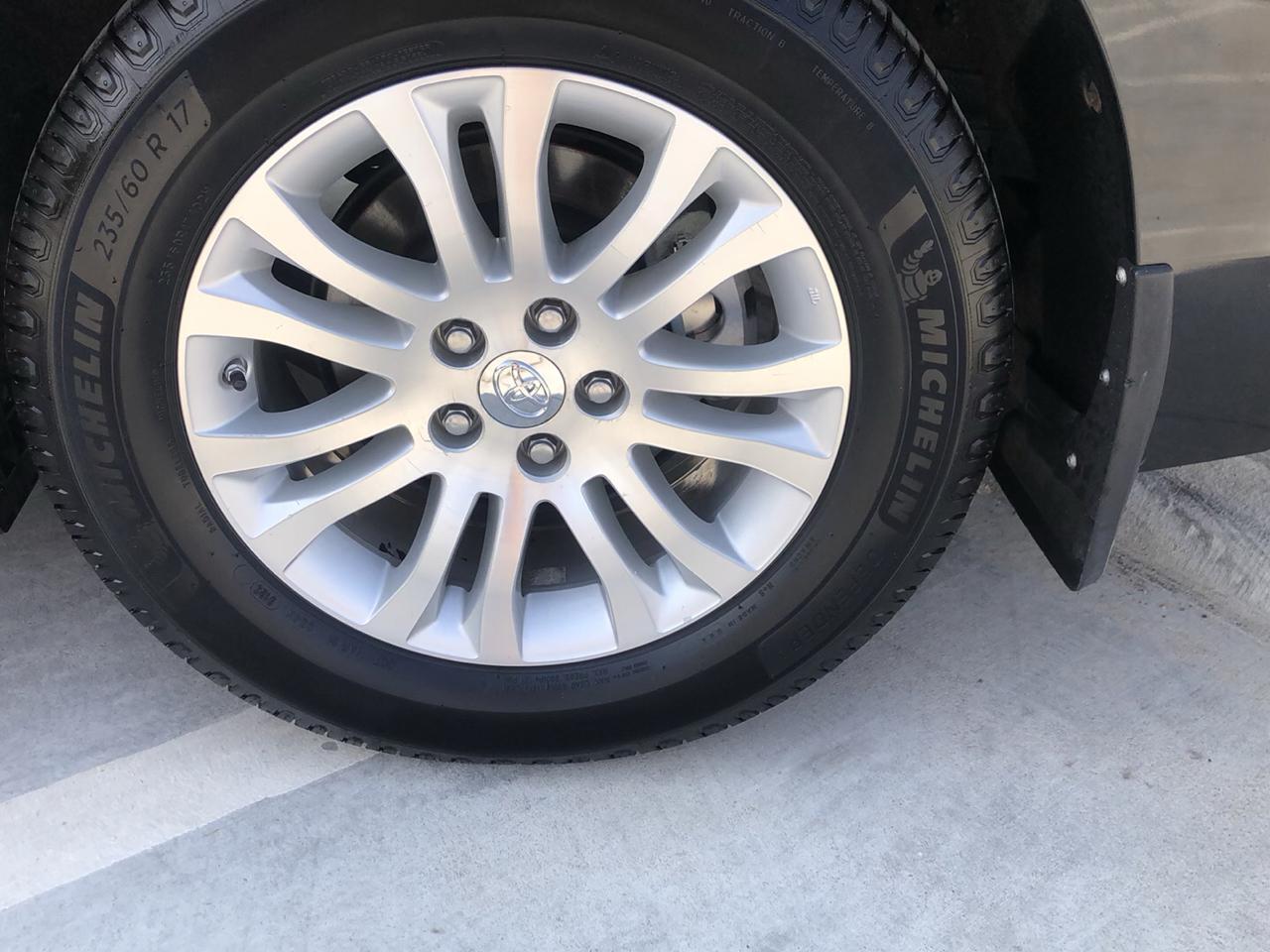 Toyota Sienna 5dr 8-Pass Van XLE Premium FWD (Natl) 2015
