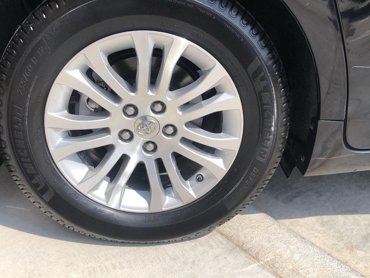 Toyota Sienna 5dr 8-Pass Van XLE Premium FWD (Natl) 2015