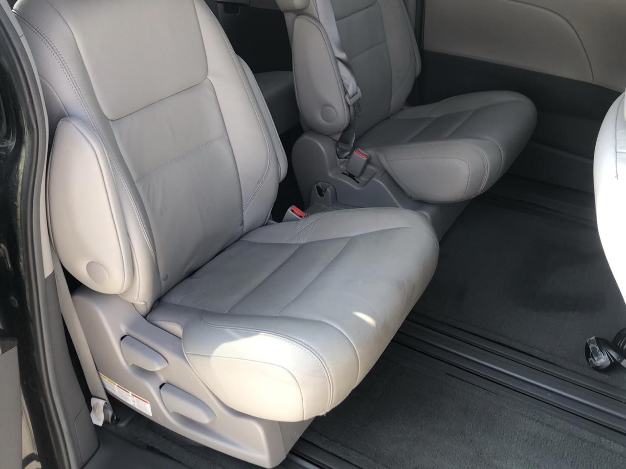 Toyota Sienna 5dr 8-Pass Van XLE Premium FWD (Natl) 2015