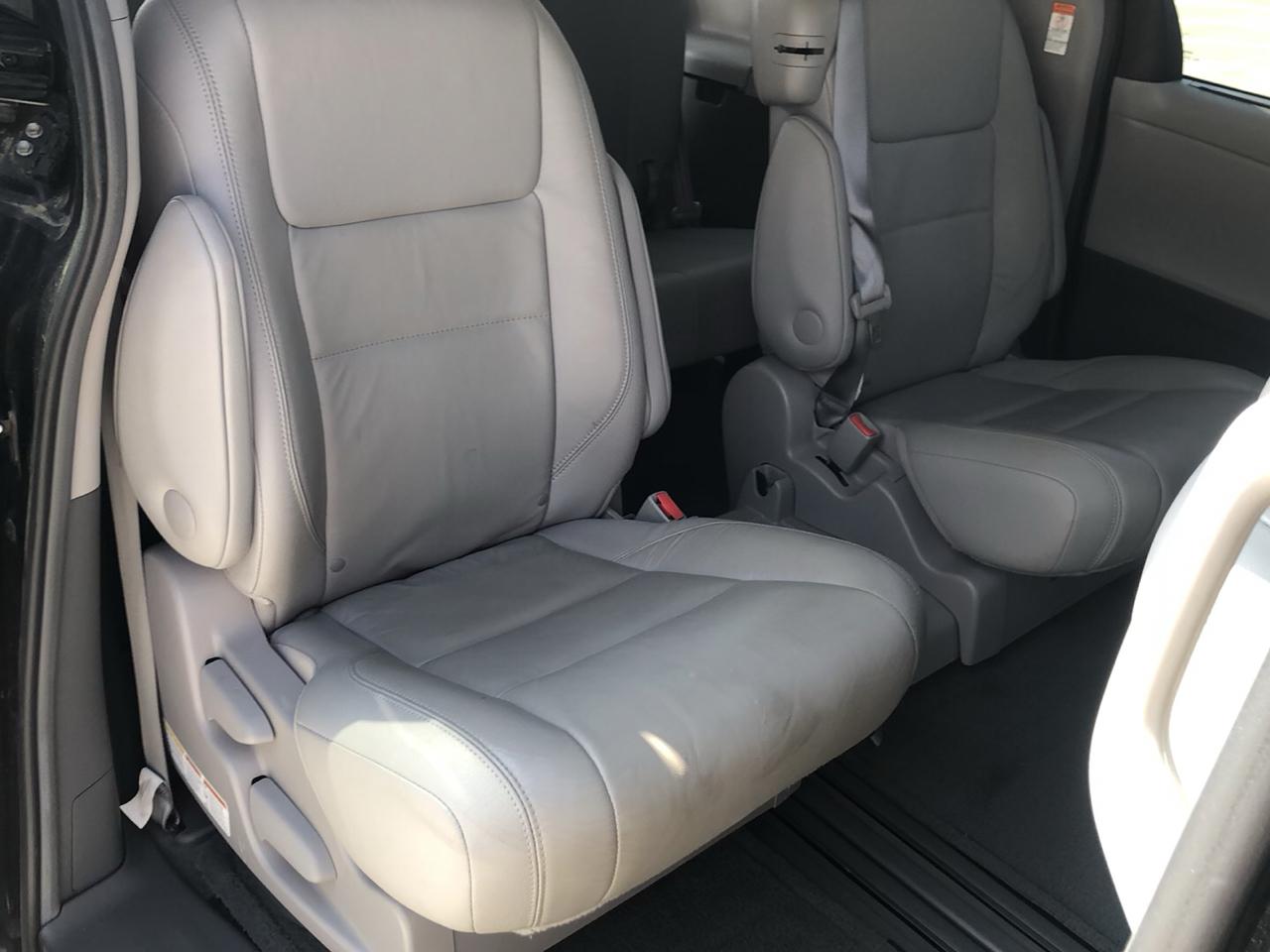 Toyota Sienna 5dr 8-Pass Van XLE Premium FWD (Natl) 2015