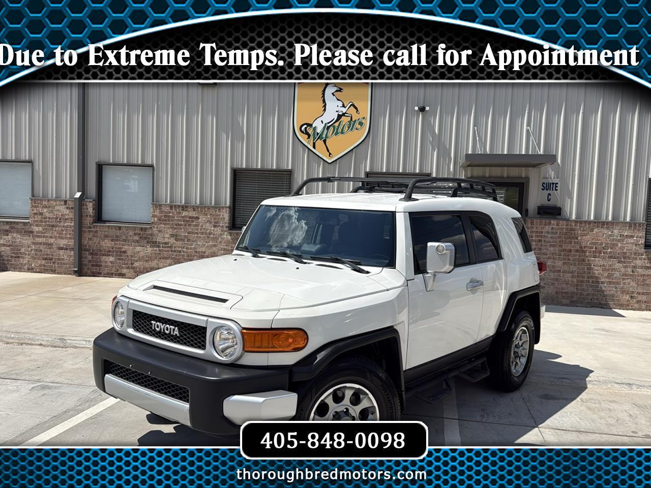 Toyota FJ Cruiser RWD 4dr Auto (Natl) 2012