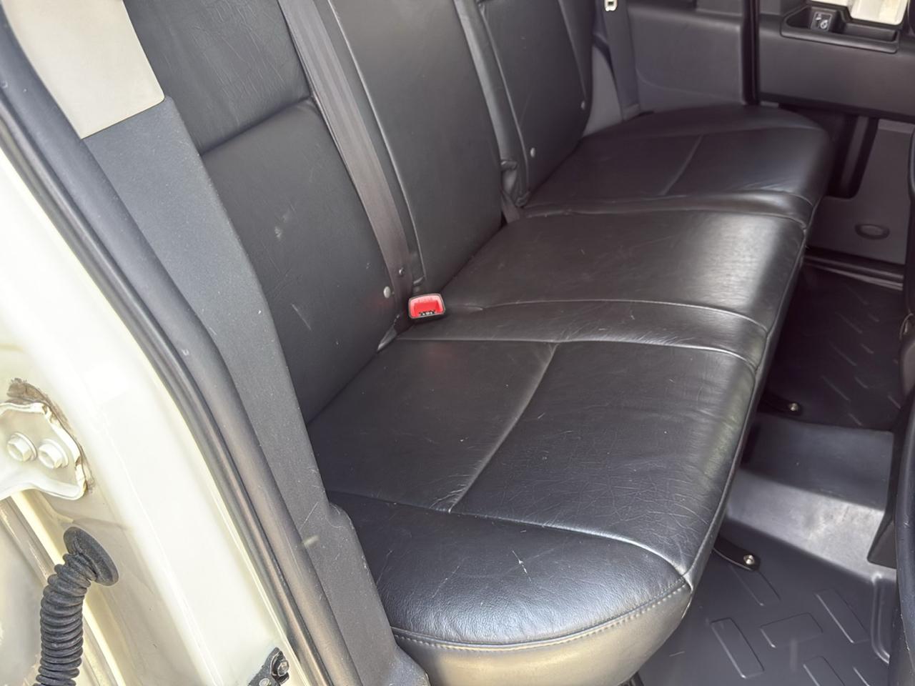 Toyota FJ Cruiser RWD 4dr Auto (Natl) 2012