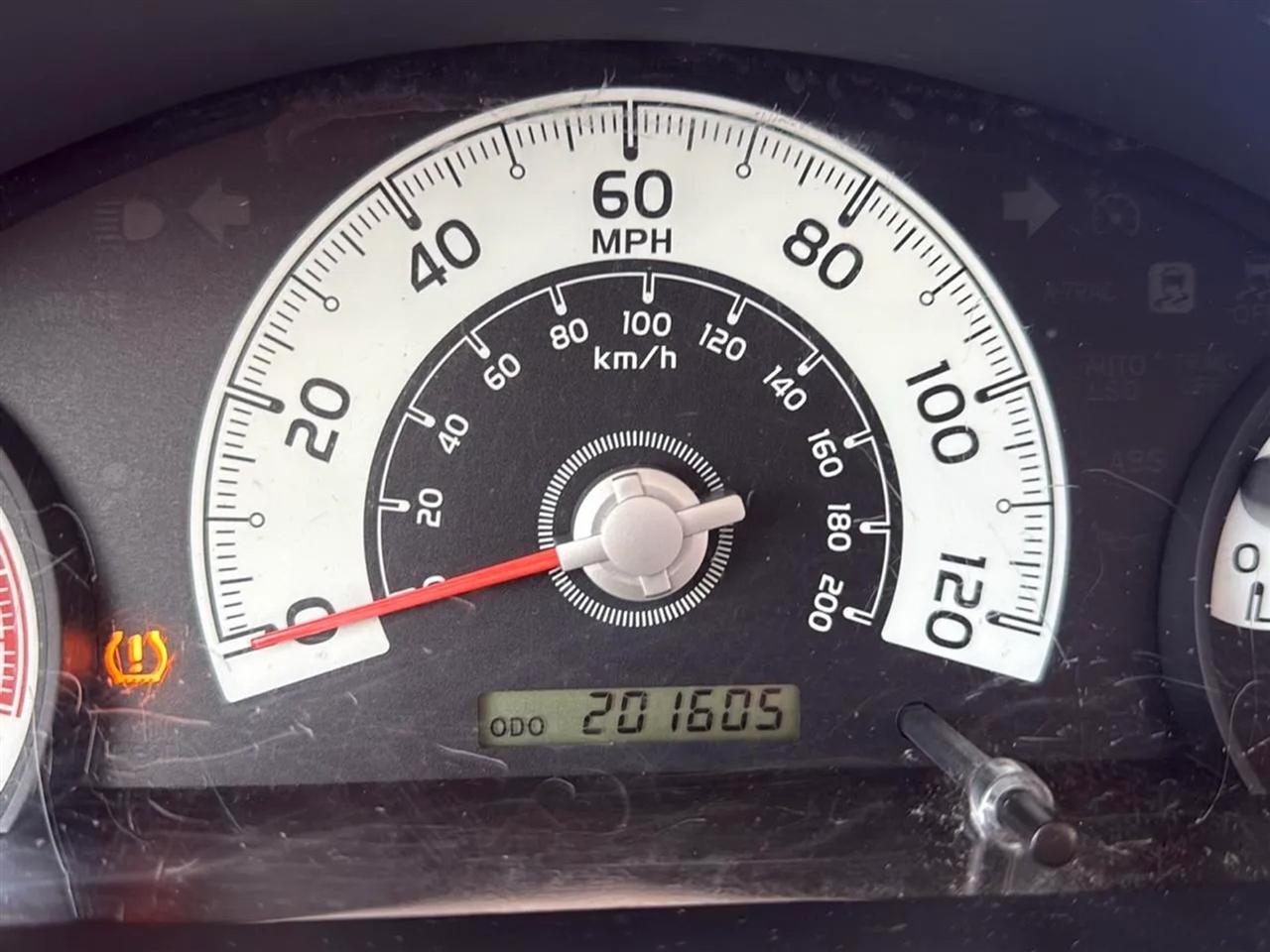 Toyota FJ Cruiser RWD 4dr Auto (Natl) 2012
