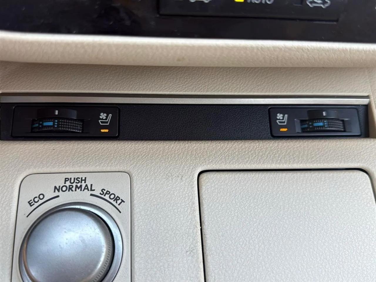 Lexus ES 350 4dr Sdn 2014