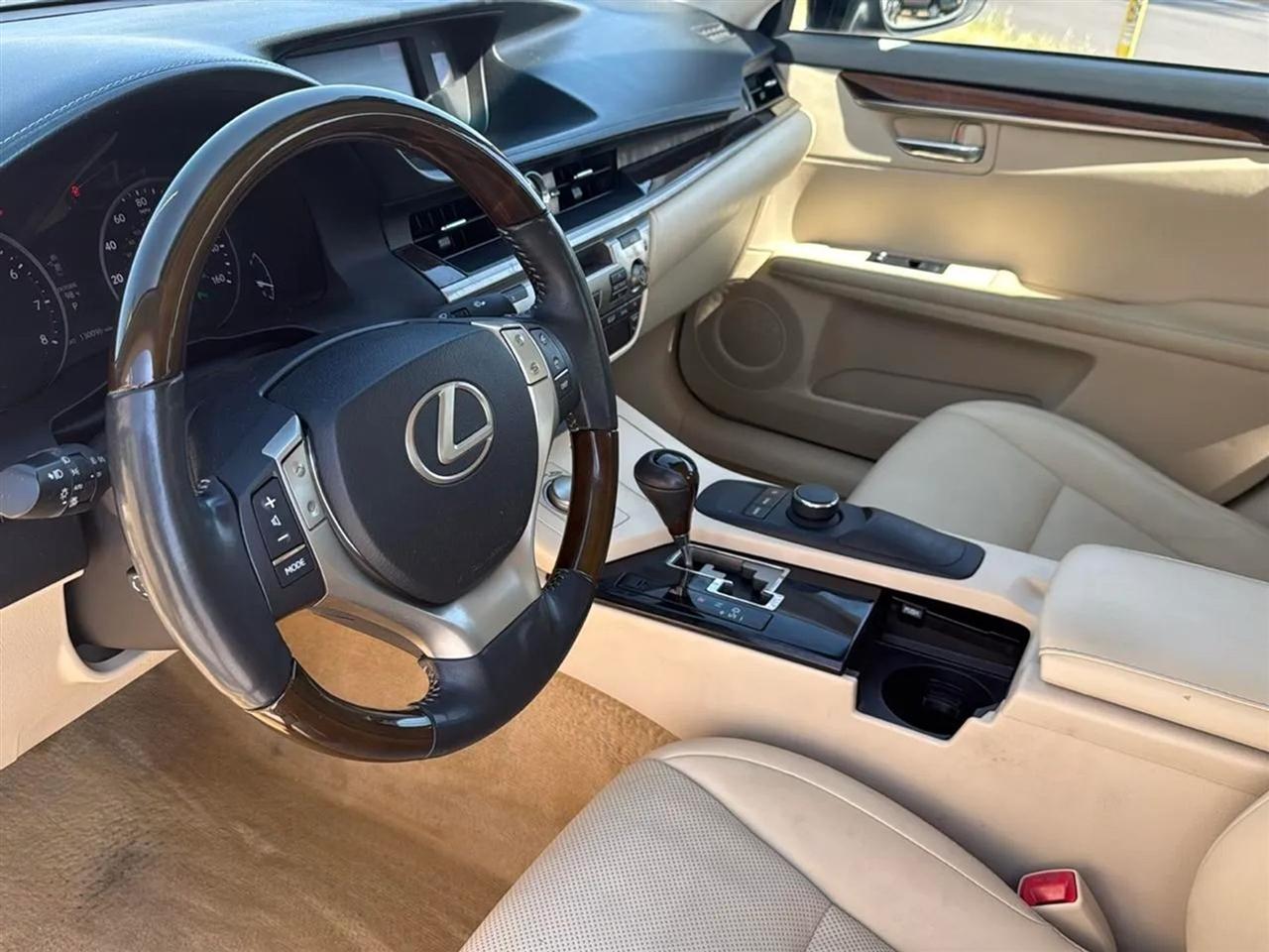 Lexus ES 350 4dr Sdn 2014