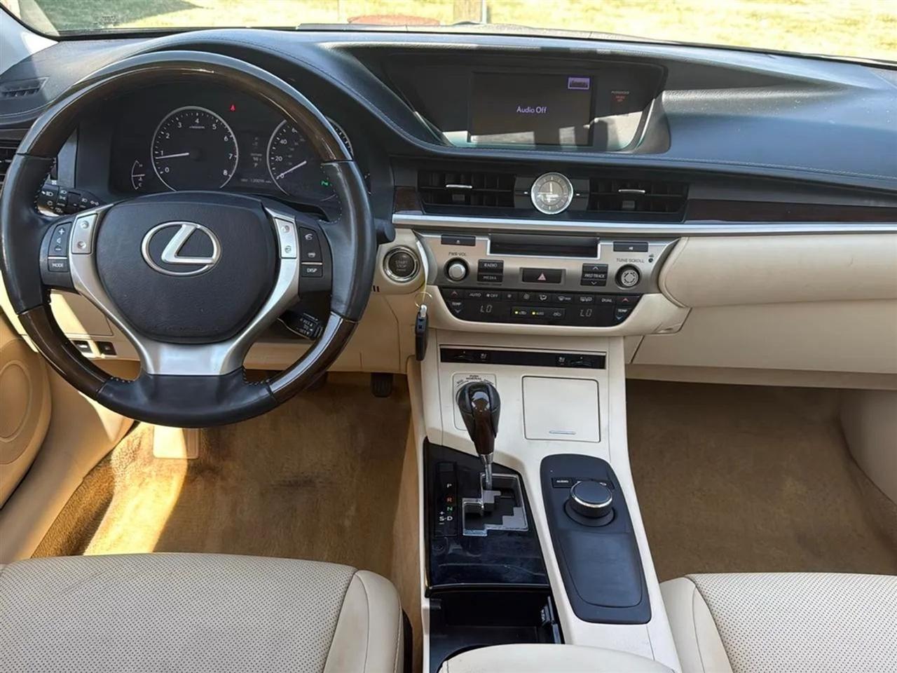 Lexus ES 350 4dr Sdn 2014