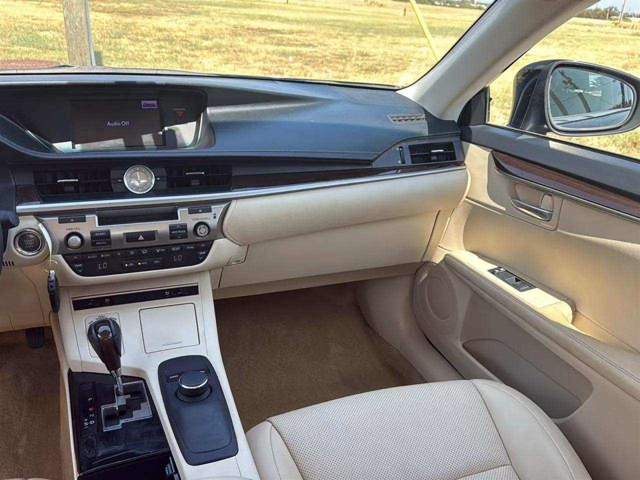 Lexus ES 350 4dr Sdn 2014