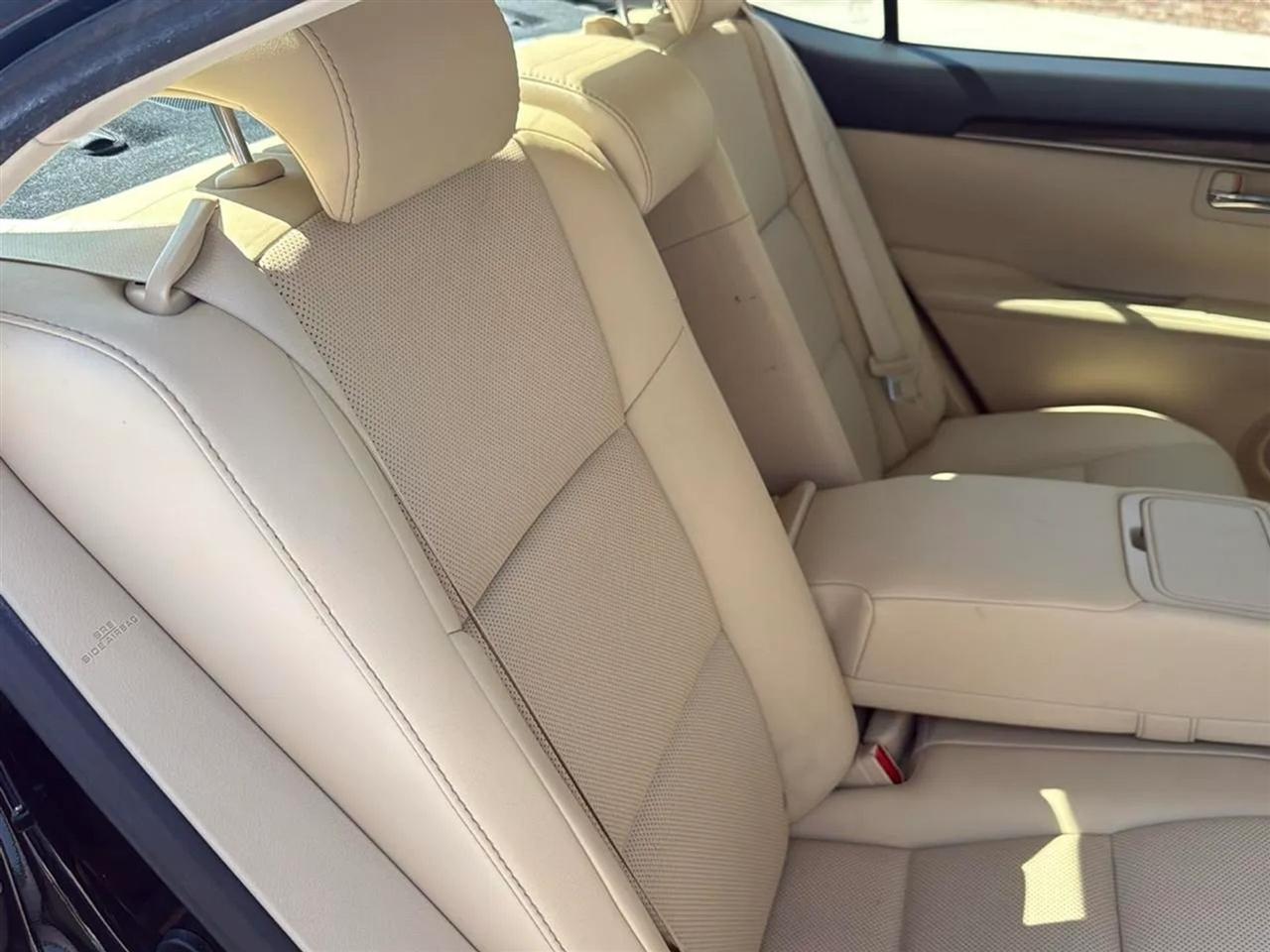 Lexus ES 350 4dr Sdn 2014