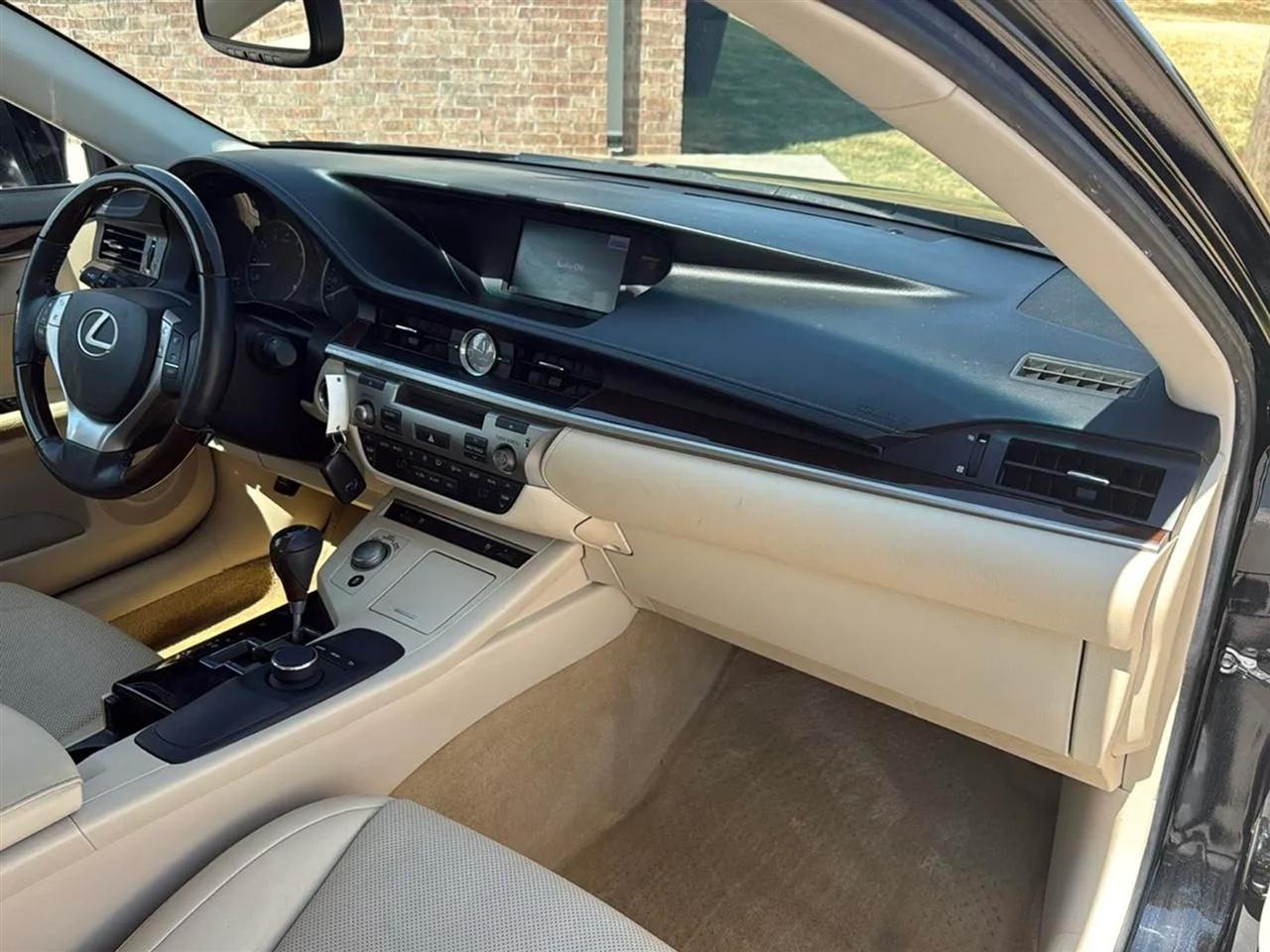 Lexus ES 350 4dr Sdn 2014