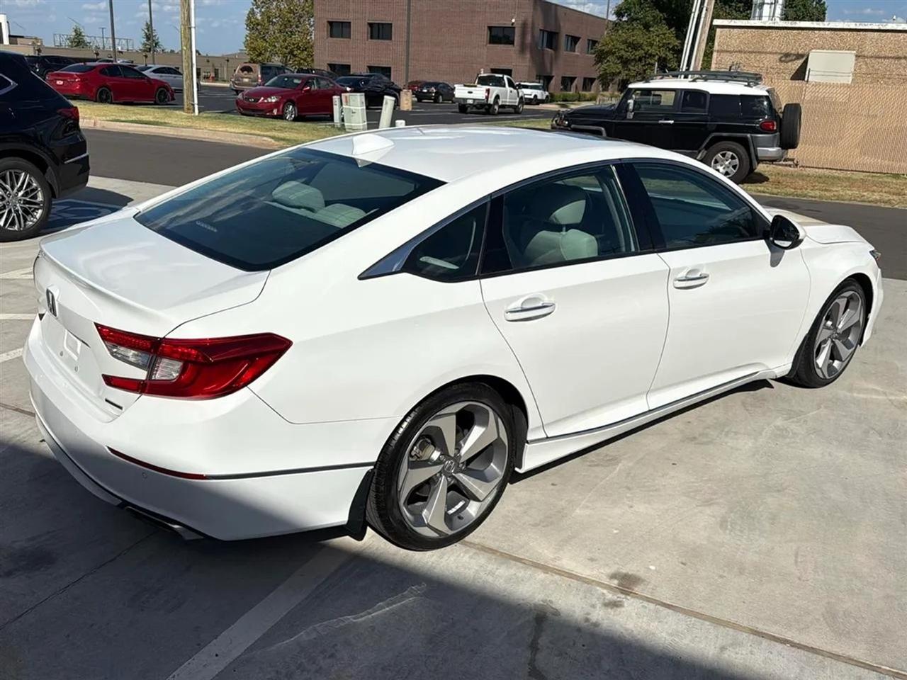 Honda Accord Sedan Touring 1.5T CVT 2018