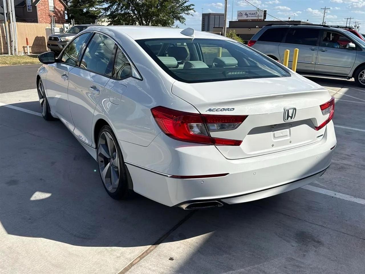 Honda Accord Sedan Touring 1.5T CVT 2018