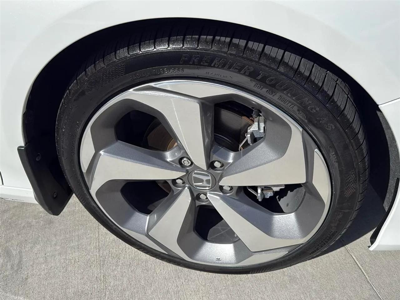Honda Accord Sedan Touring 1.5T CVT 2018