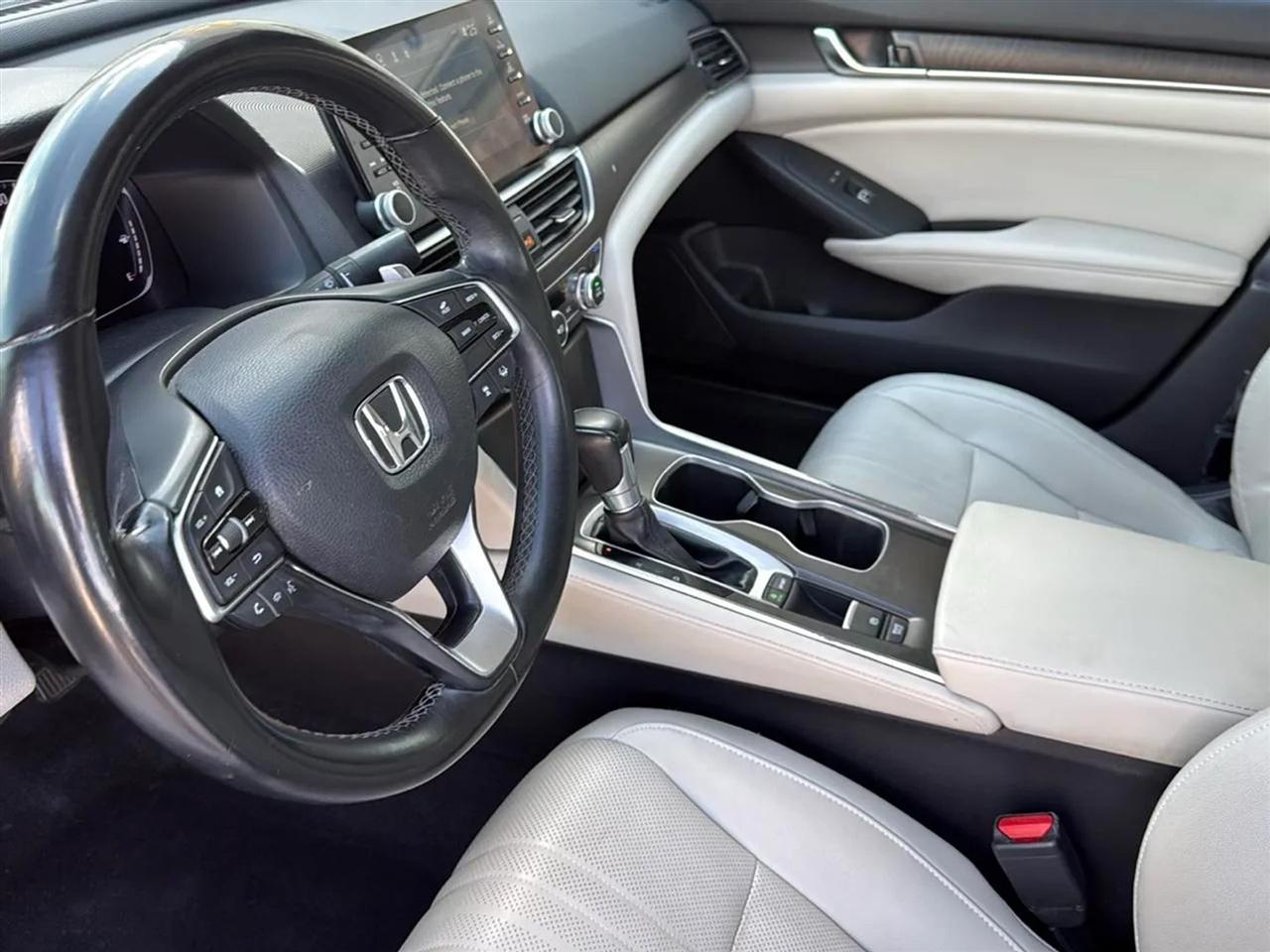 Honda Accord Sedan Touring 1.5T CVT 2018