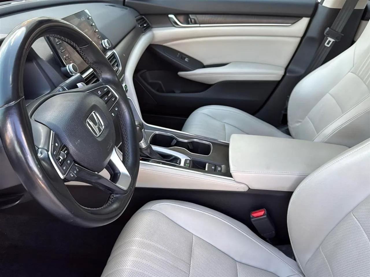 Honda Accord Sedan Touring 1.5T CVT 2018