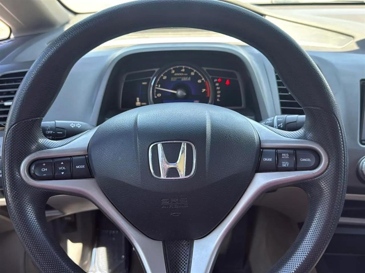 Honda Civic Hybrid 4dr Sdn L4 CVT 2010