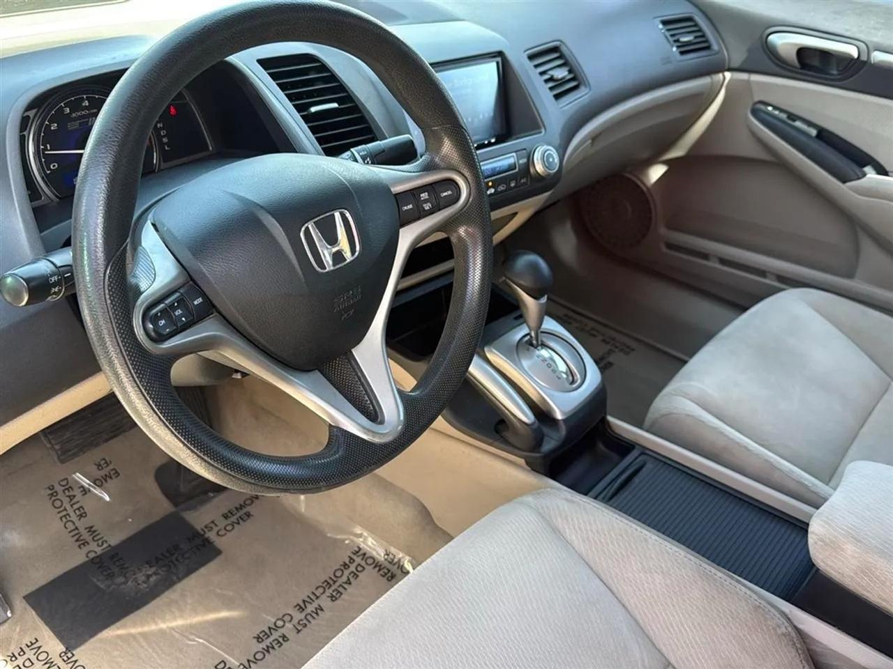 Honda Civic Hybrid 4dr Sdn L4 CVT 2010