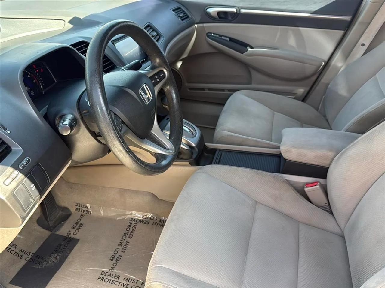 Honda Civic Hybrid 4dr Sdn L4 CVT 2010