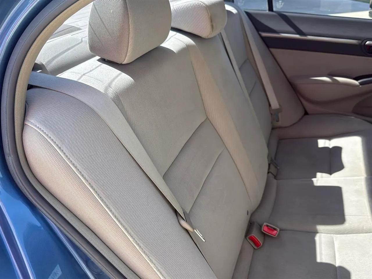 Honda Civic Hybrid 4dr Sdn L4 CVT 2010
